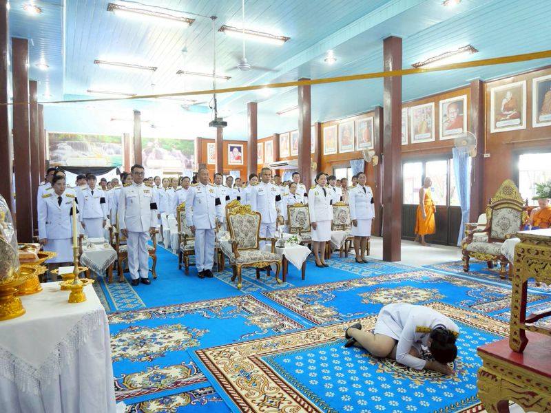 พช. ตรอน ร่วมพิธีบำเพ็ญกุศลสัตตมวาร ถวายพระราชกุศล สมเด็จพระนางเจ้าสิริกิติ์ พระบรมราชินีนาถ พระบรมราชชนนีพันปีหลวง ✨
